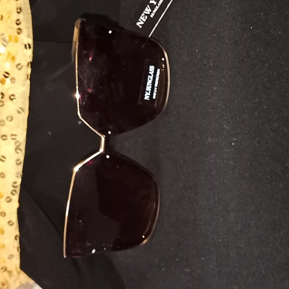 N.Y. Sunglasses Accessories - 💚SALE/Sunglasses💚 (#9287)